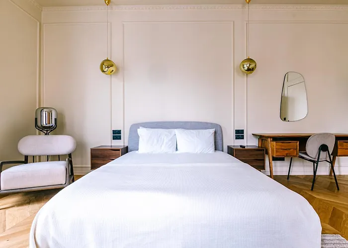 Luxurious Paris Loft Near Opera